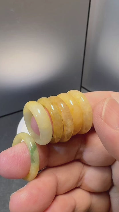 Rings (Size to be advised after order placement)