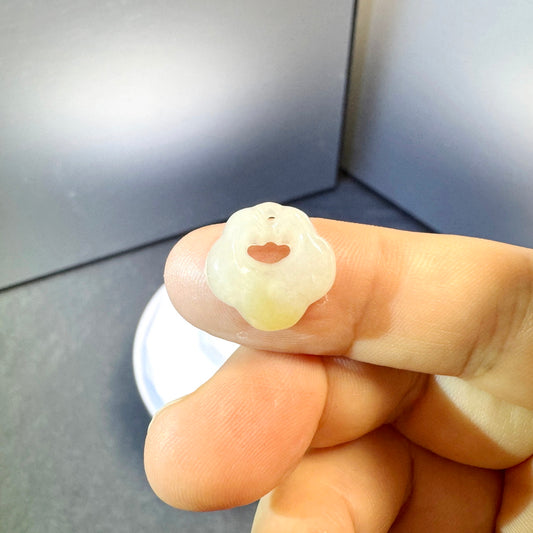 Ruyi Cloud Jade Accessory